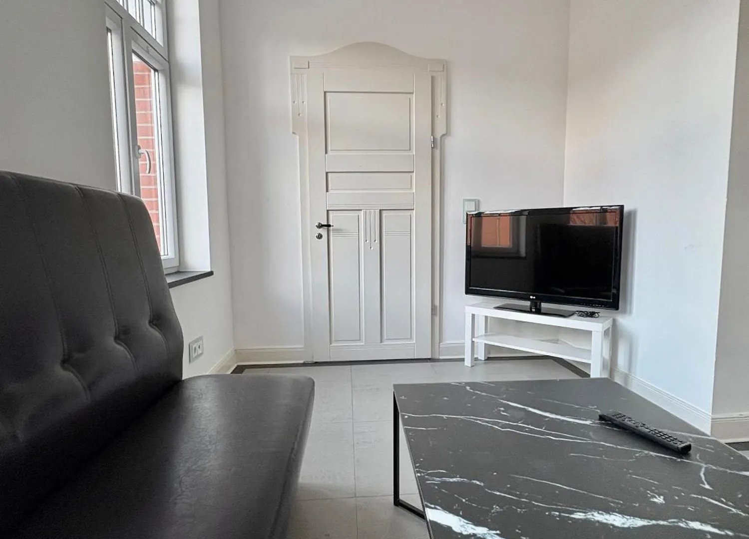Stylische Messewohnung Mit Garten & Parkplatz Hannover